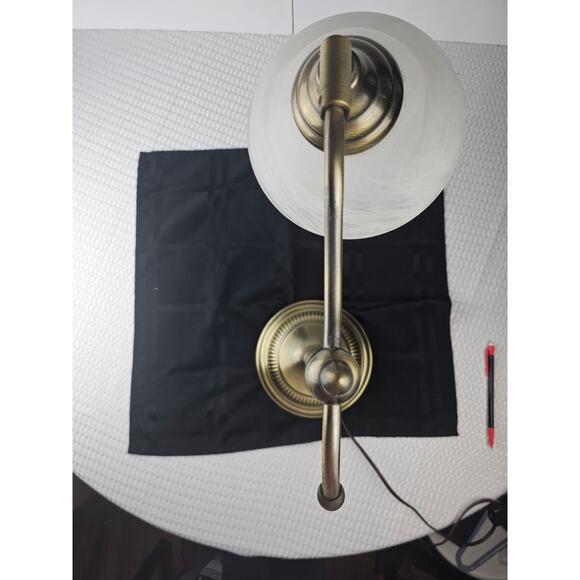 Vintage 1960s Desk Lamp‎ - Timeless Brass, Frosted Glass. - Picture 8 of 8